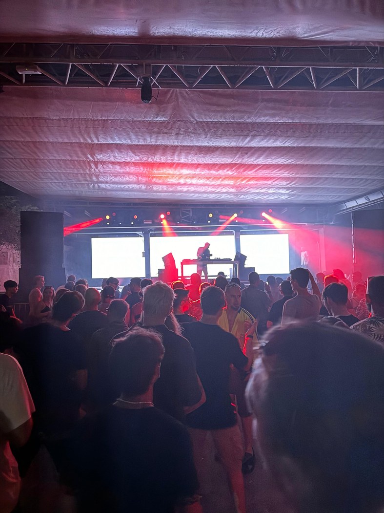 Live Music — Paradigma